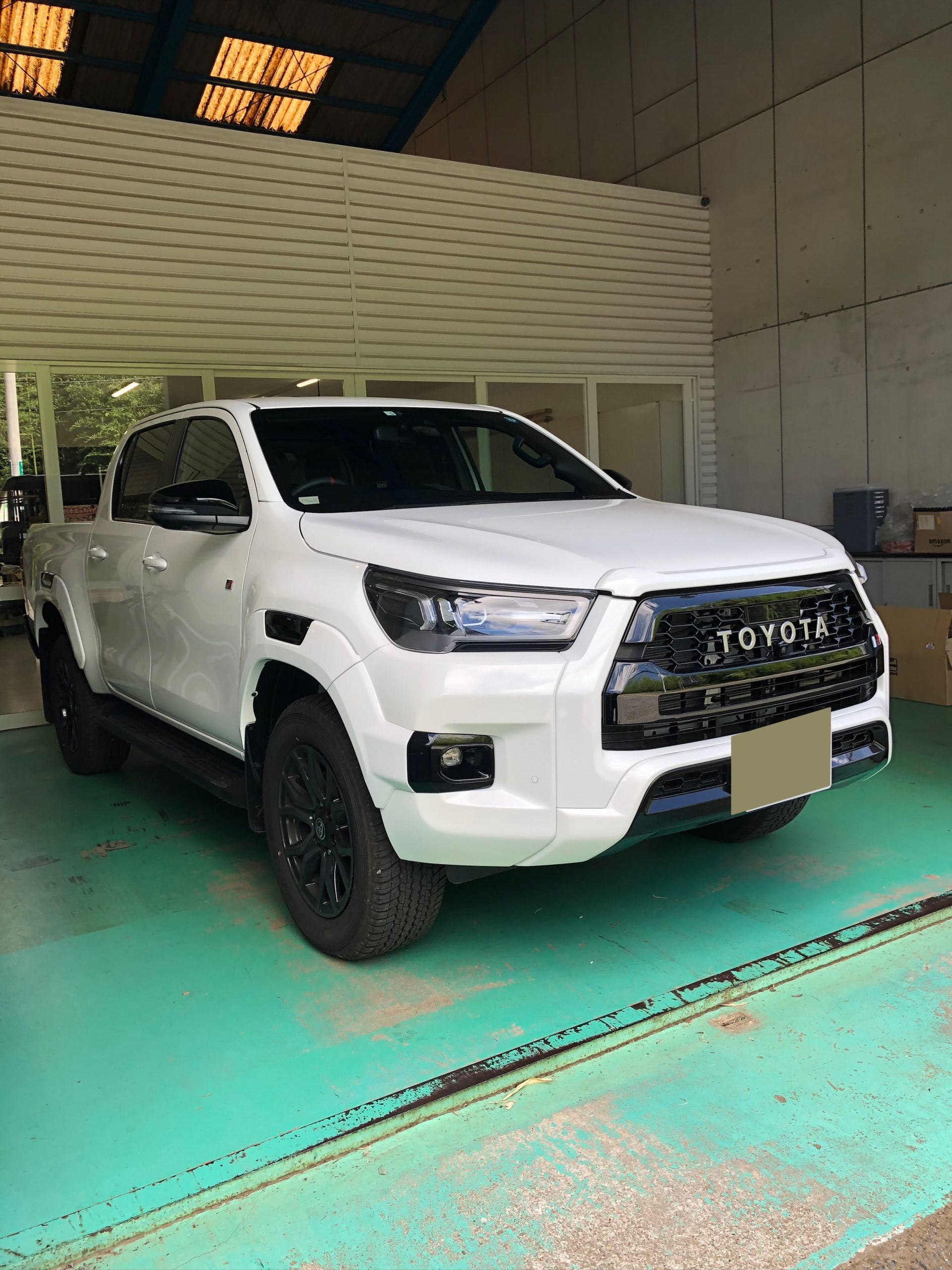 ハイラックス GR ディスプレイオーディオ　新車外し Amazon | ハイラックス GR SPORTのみ＜ディスプレイオーディオ